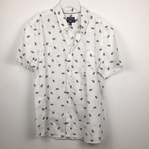 Casual Feather print button down